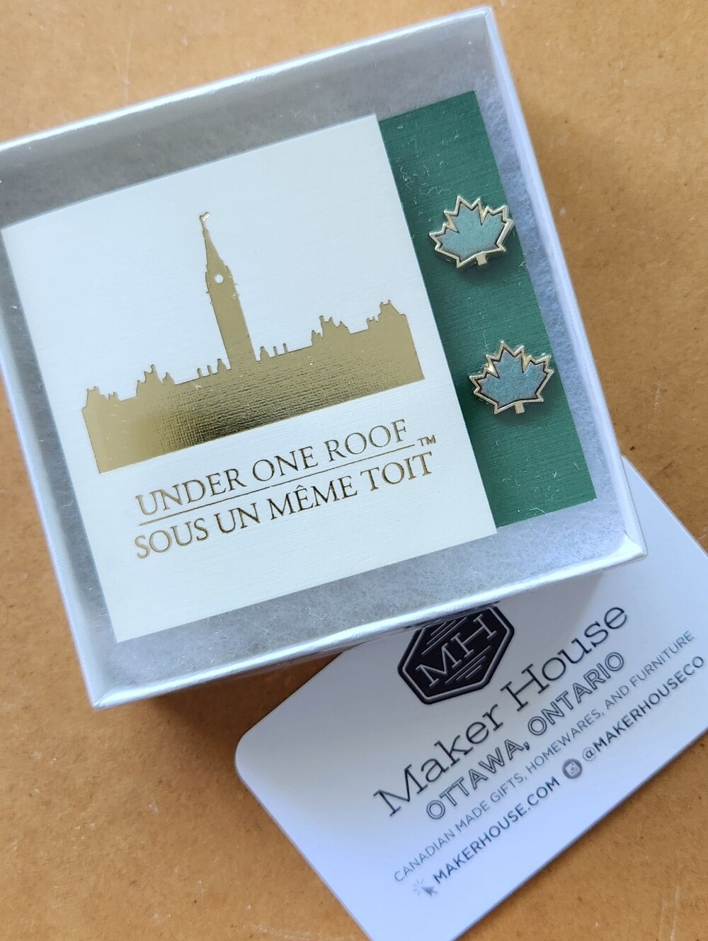 🇨🇦 Canada Maple Leaf Earrings